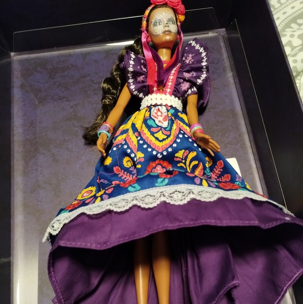 BARBIE DIA DE LOS MUERTOS